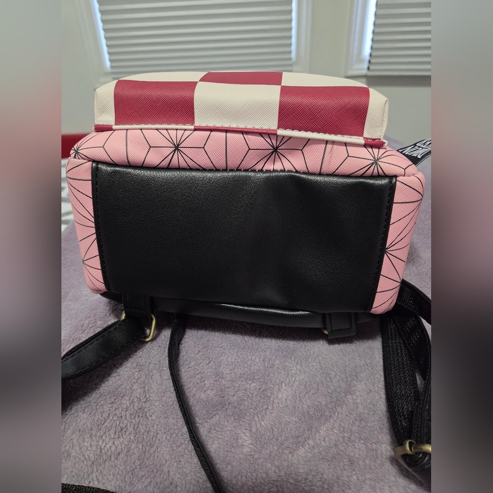 Demon Slayer Mini Backpack - Picture 3 of 4
